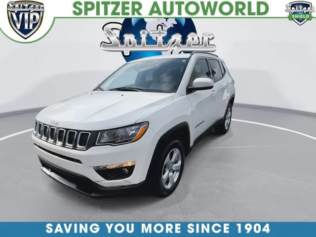 Used 2021 White Jeep Latitude image 4