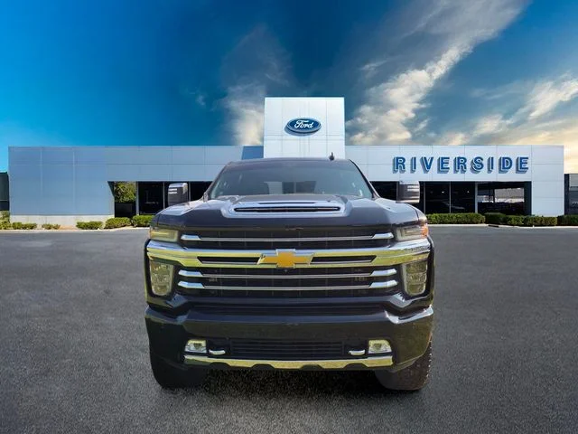 Certified Used 2020 Black Chevrolet High Country image 2