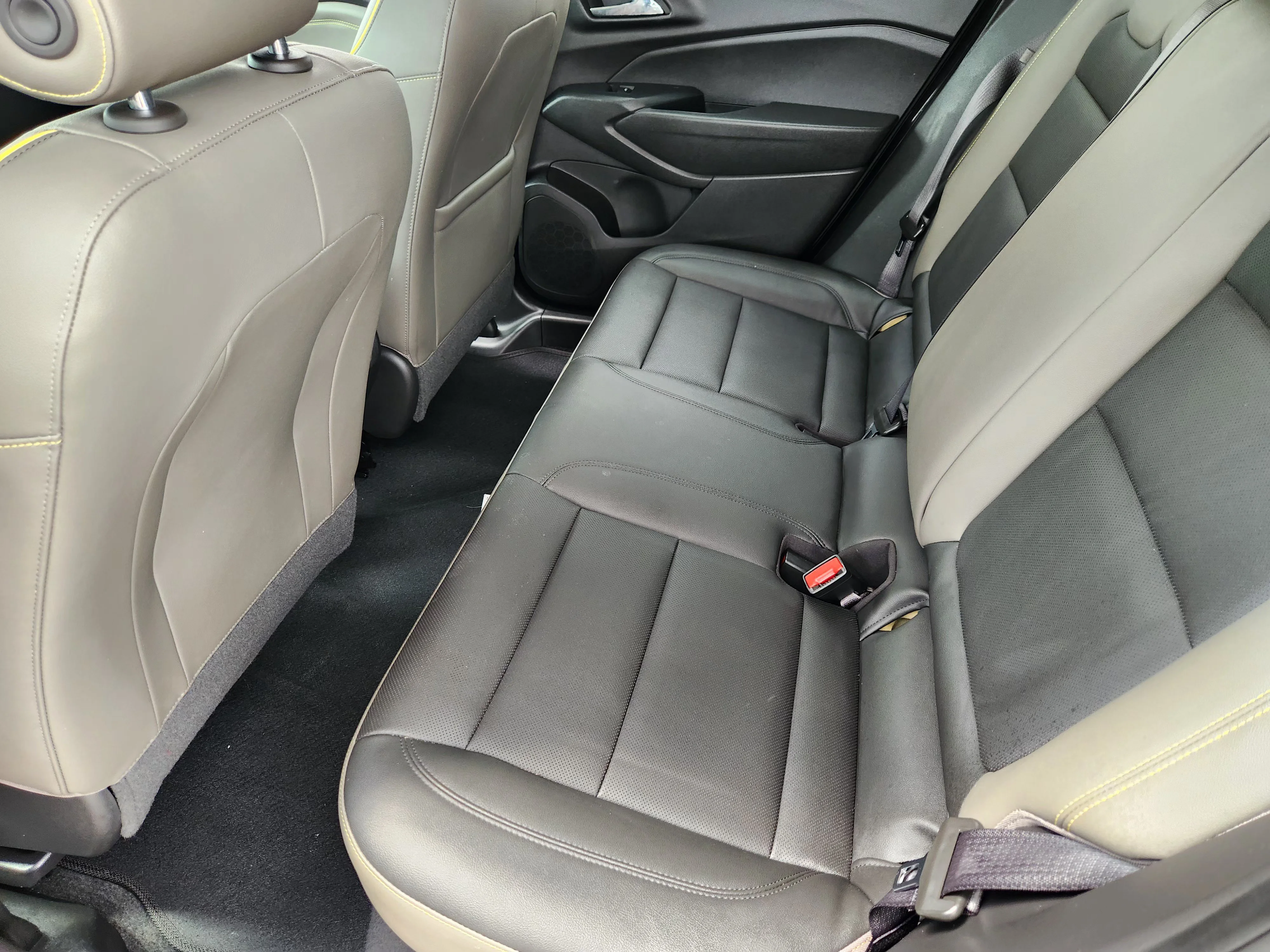 Used 2024 Mosaic Black Metallic Chevrolet ACTIV image 30