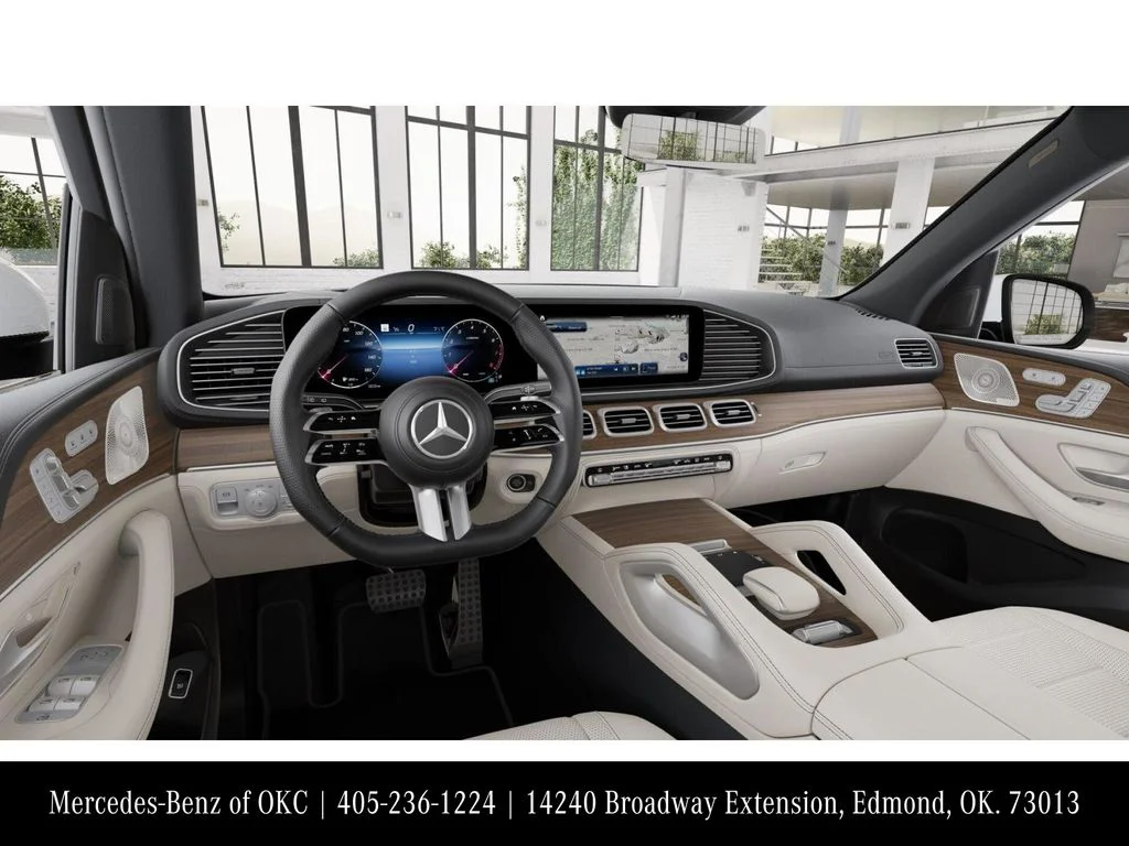 New 2026 White Mercedes-Benz GLS 580 image 3