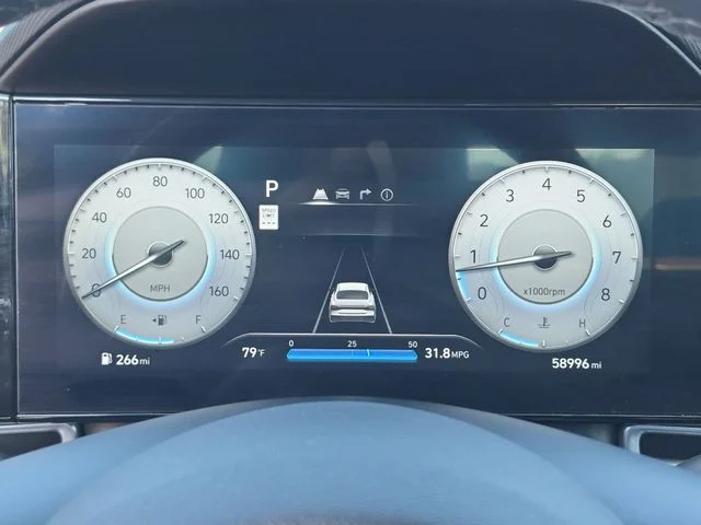 Used 2025 Gray Hyundai SEL Convenience image 22