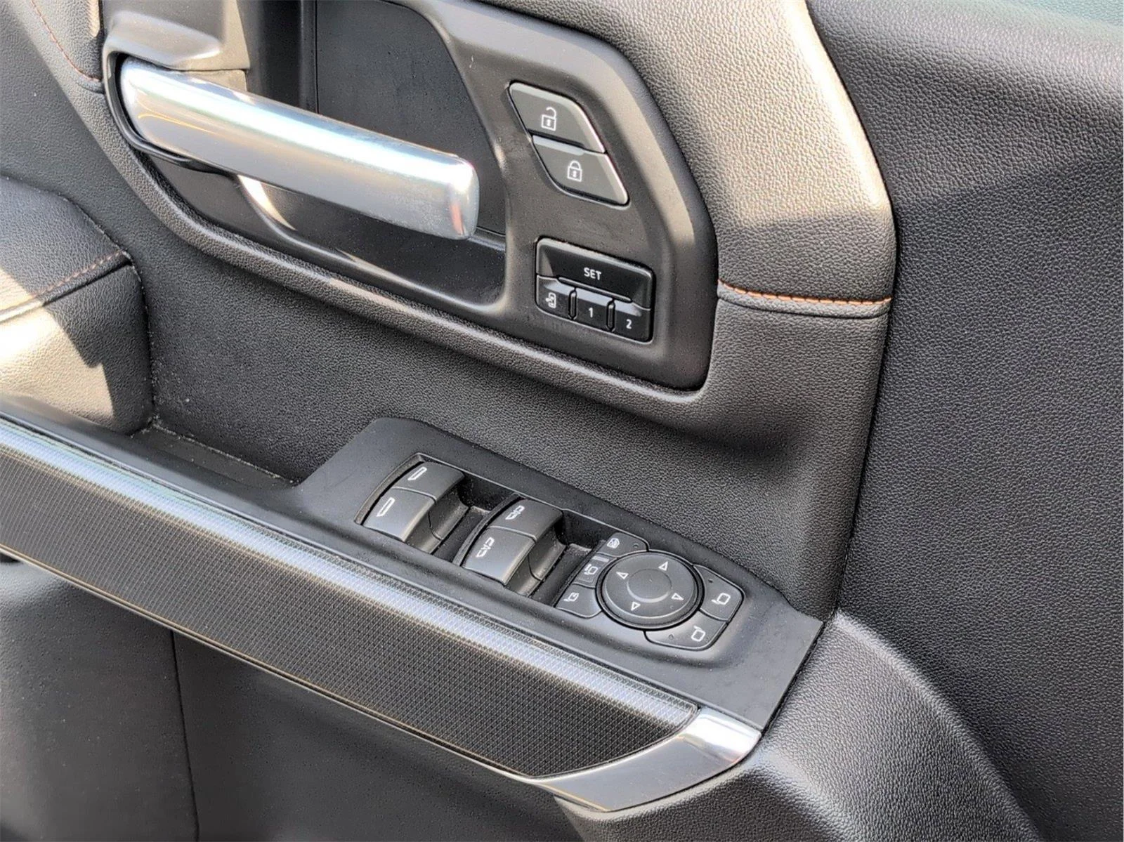 Used 2023 Forest Metallic GMC AT4 image 16