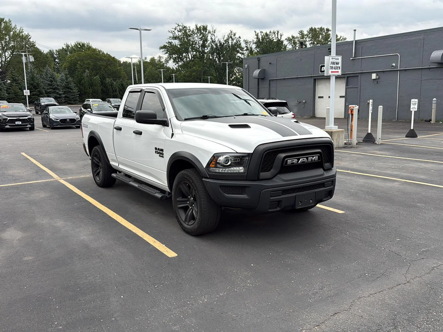 Used 2021 Bright White Clearcoat Ram Warlock image 11
