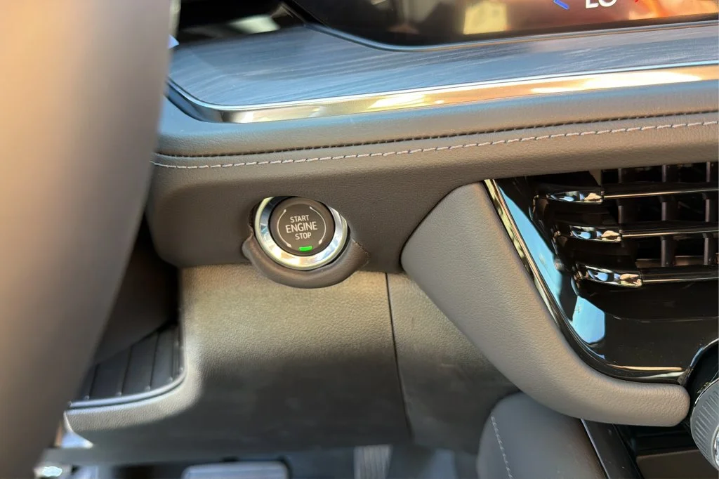 New 2026 Summit White Chevrolet LT image 26