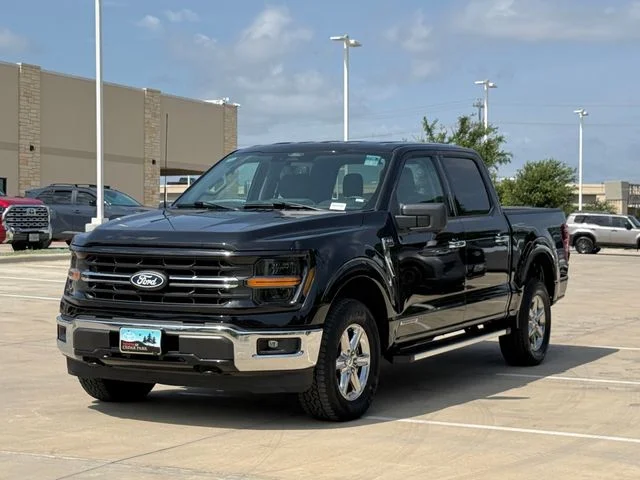 Used 2024 Black Metallic Ford XLT image 8