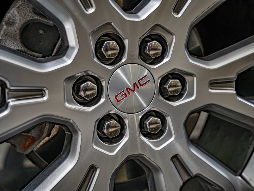 2024 GMC Acadia Denali - Photo 11