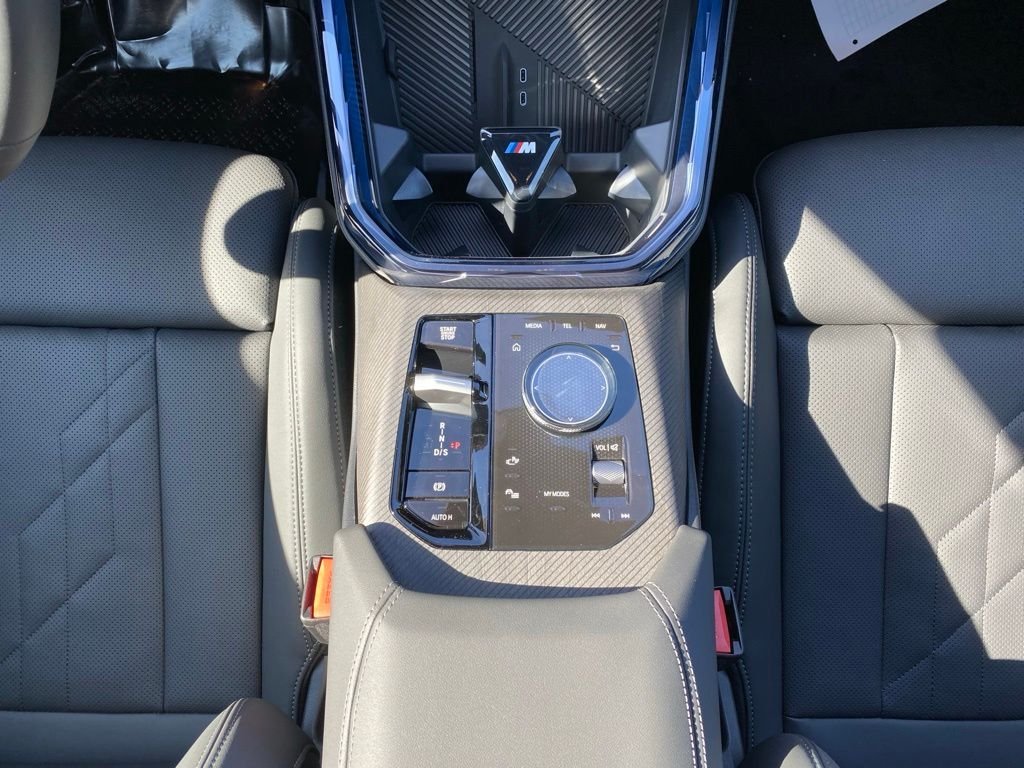 New 2026 Alpine White BMW M50 xDrive image 12