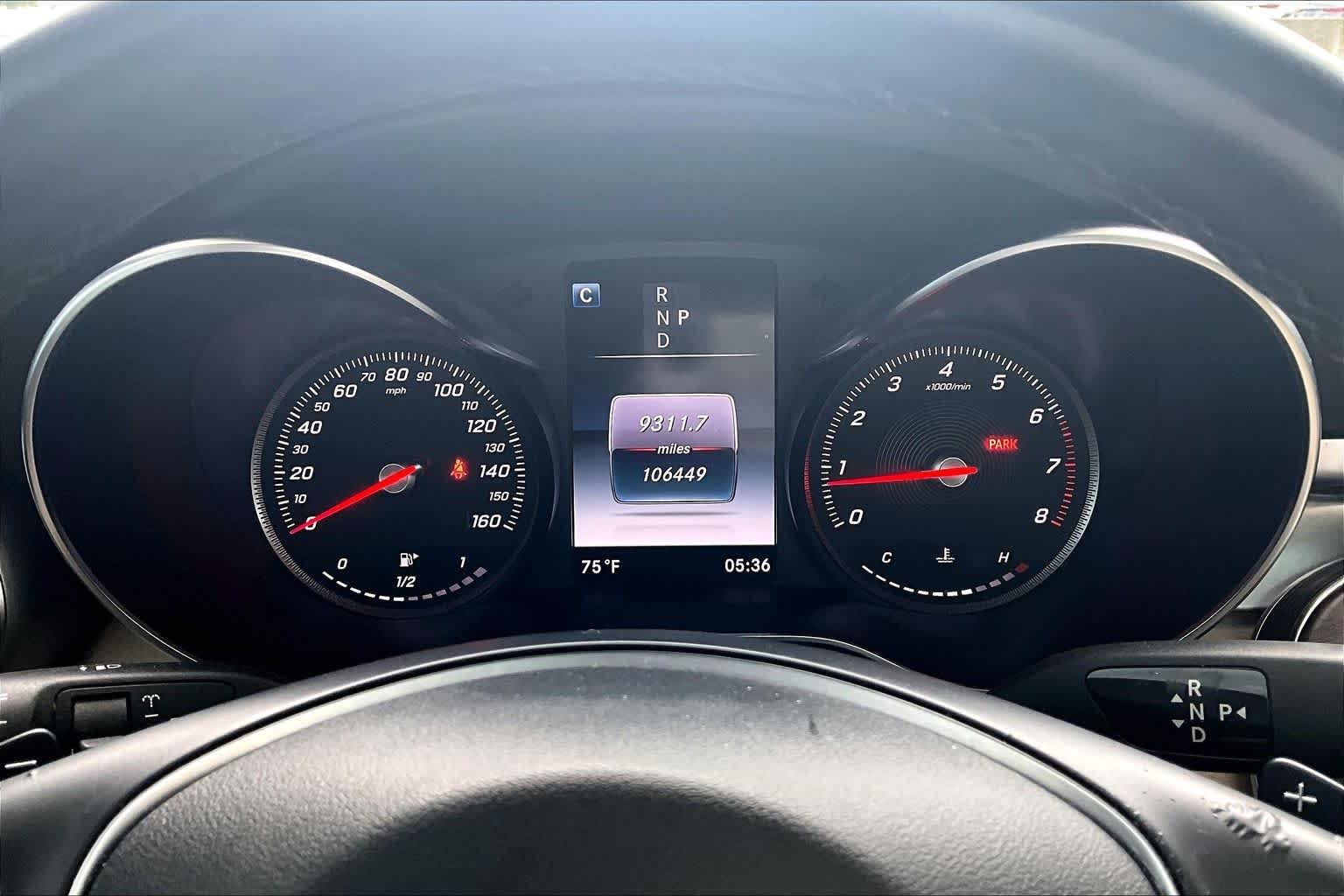 Used 2018 Lunar Blue Metallic Mercedes-Benz GLC 300 image 26