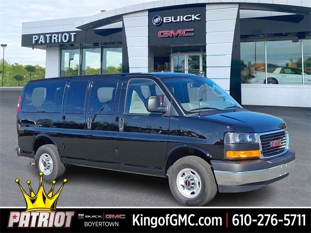 2025 GMC Savana Passenger