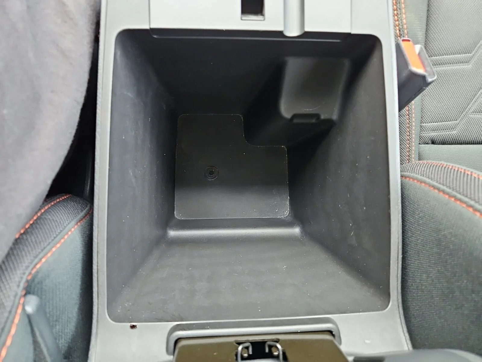 Used 2023 Black Nissan PRO-4X image 32
