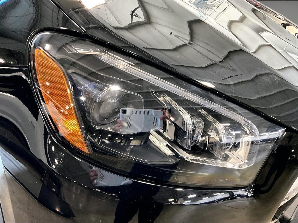 Used 2021 Black Mercedes-Benz GLS 450 image 34