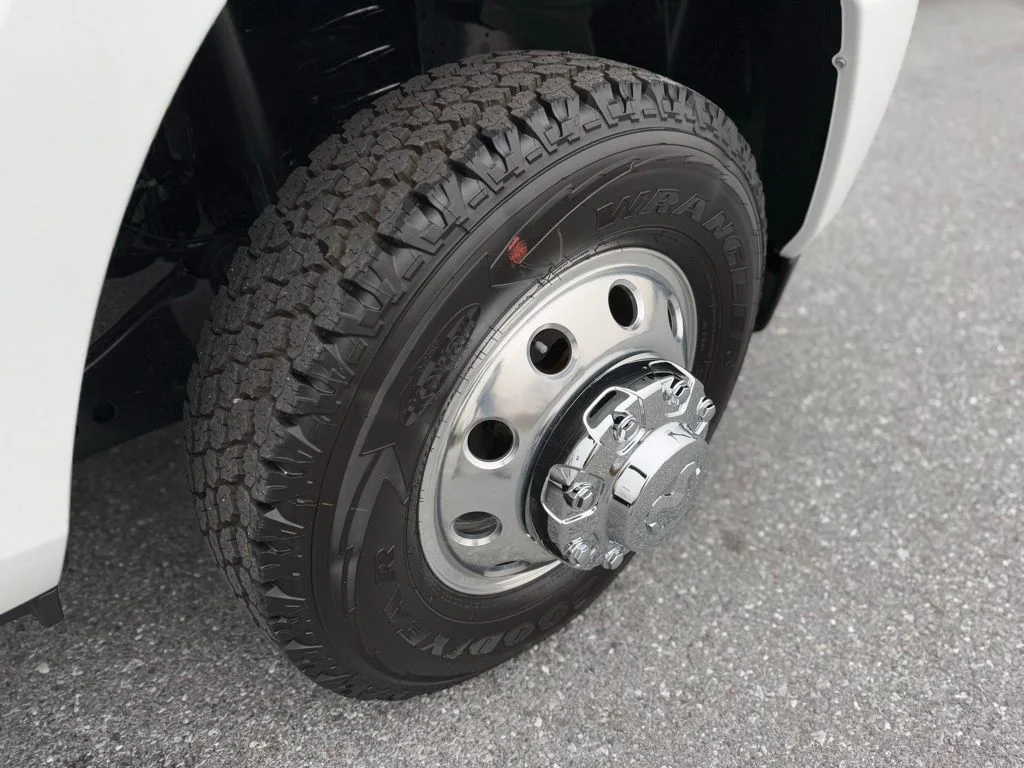 2026 RAM 3500 Limited - Photo 9