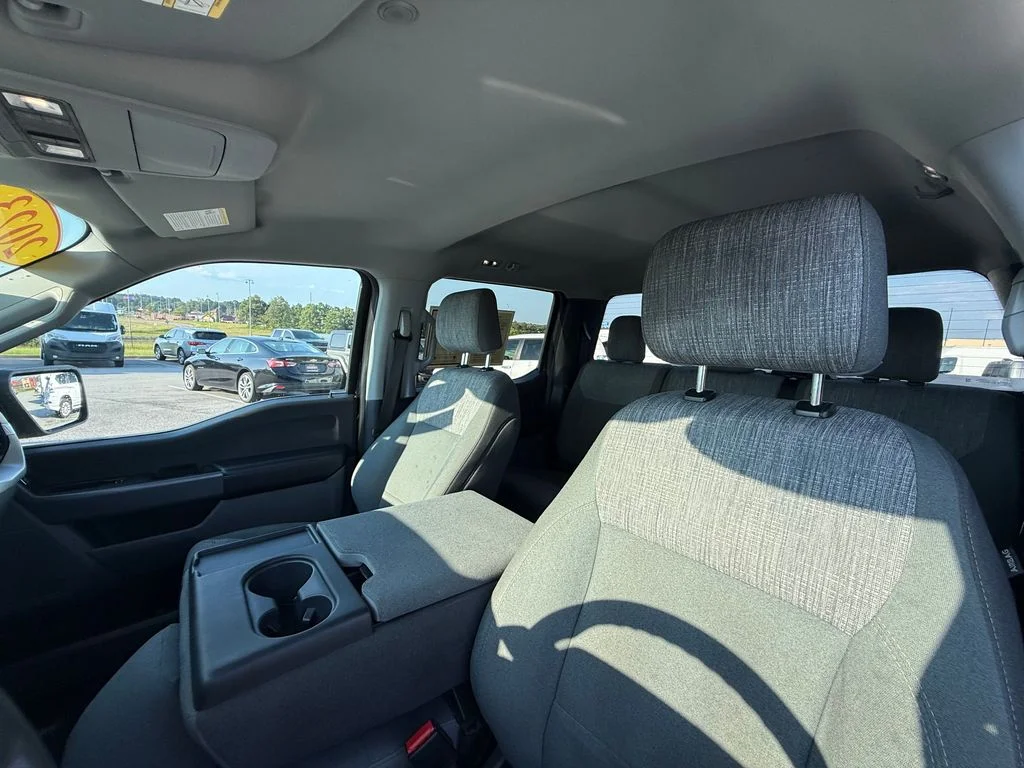 Used 2023 Blue Ford XLT image 21