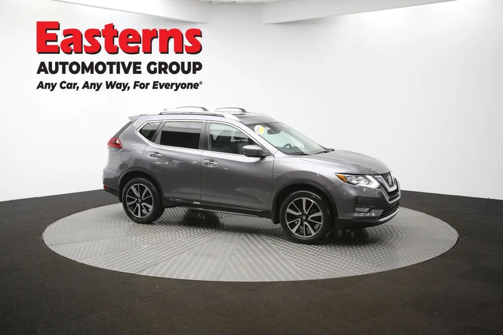 Used 2019 Gray Nissan SL image 50