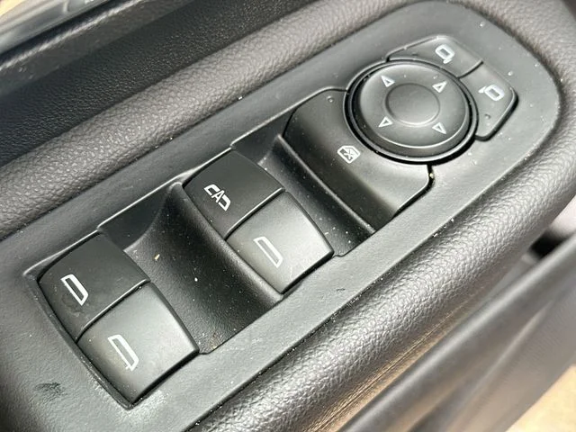 Used 2020 Blue GMC SLE image 26