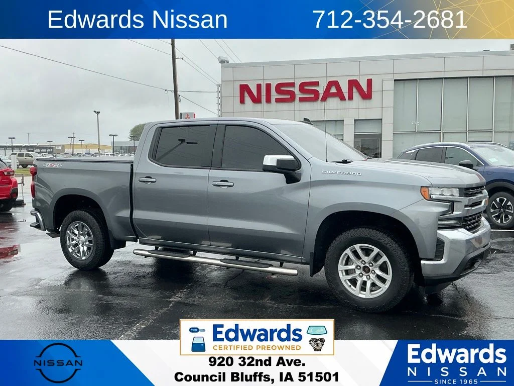 Used 2022 Gray Chevrolet LT image 1
