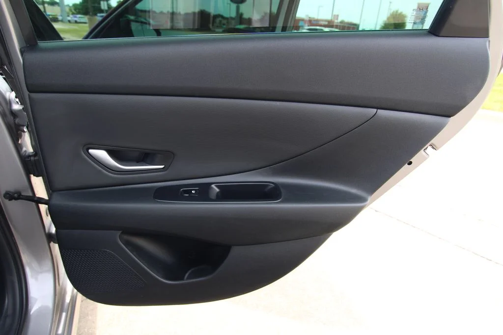 Used 2023 Silver Hyundai Limited image 41