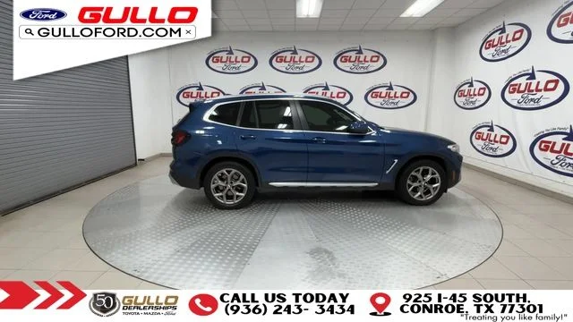 Used 2023 Phytonic Blue Metallic BMW sDrive30i image 9