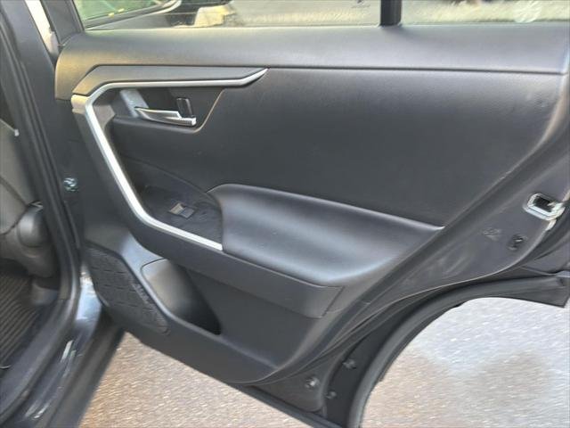 Certified Used 2024 MAGNETIC GRAY MET. Toyota  image 15