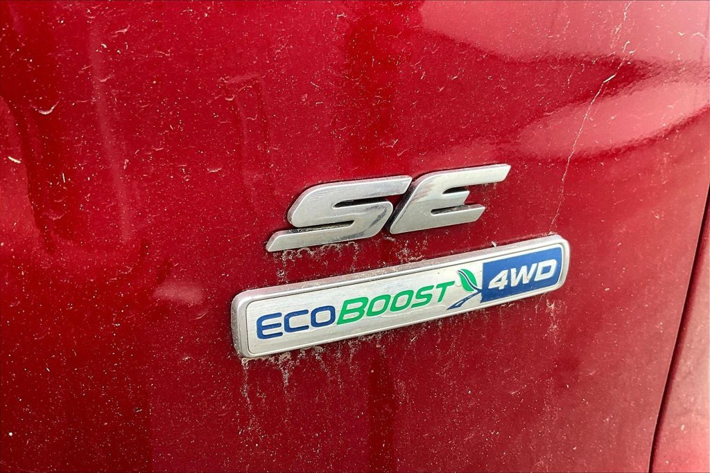 Used 2013 Red Ford SE image 24
