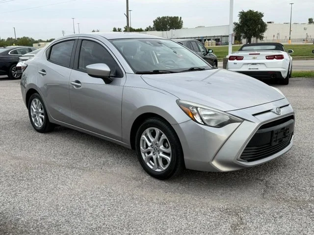 Used 2016 Gray Scion  image 7