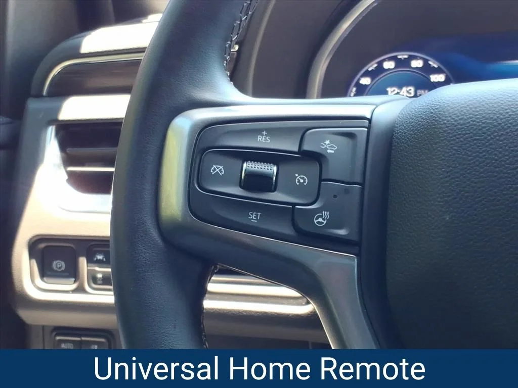 Used 2024 Red Chevrolet Z71 image 12