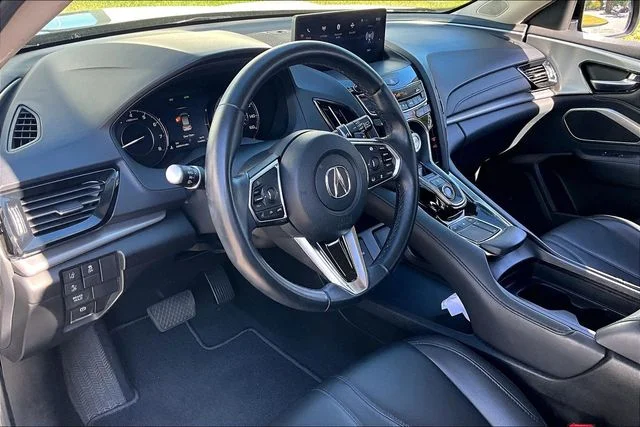 Used 2020  Acura Base image 13