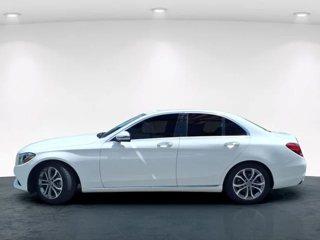 Used 2018  Mercedes-Benz C 300 image 10