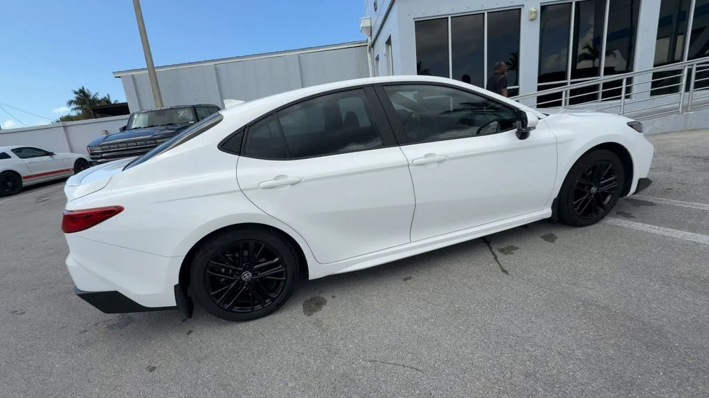 Used 2025 White Toyota SE image 9