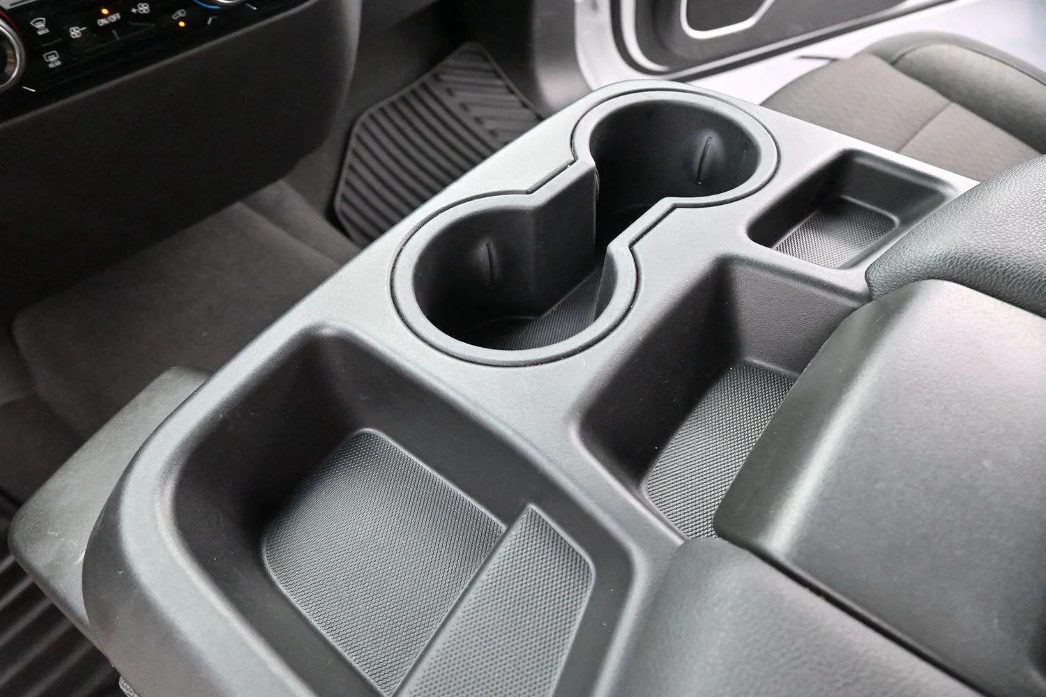 Used 2025 Summit White Chevrolet LT image 26
