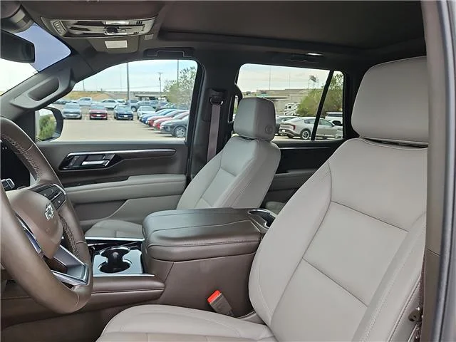 Used 2025 Sterling Gray Metallic Chevrolet Z71 4x4 image 12