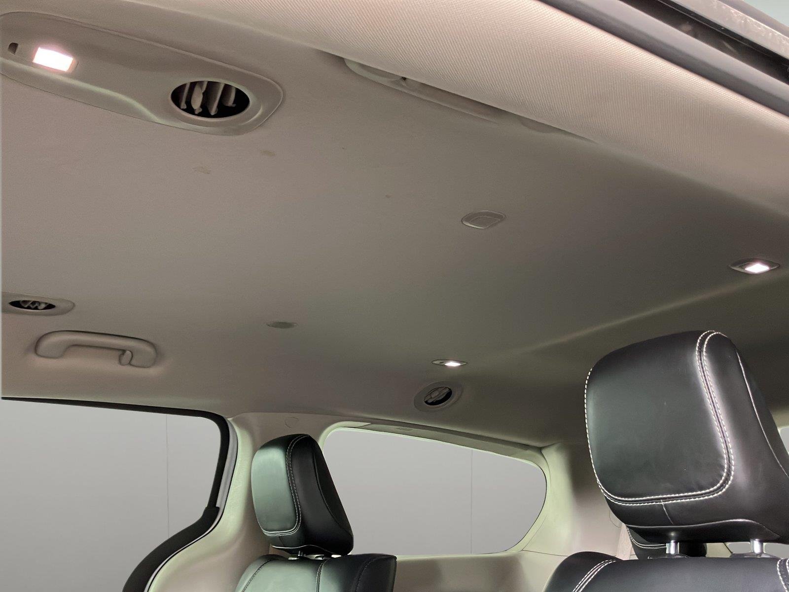 Used 2023 Bright White Clearcoat Chrysler Hybrid Touring L image 13