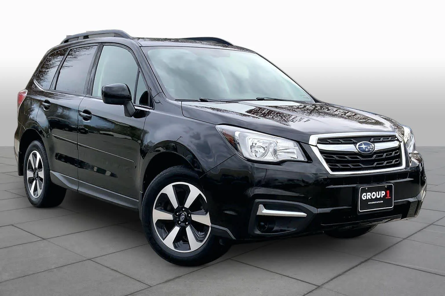 Used 2018 Crystal Black Silica Subaru Premium image 3