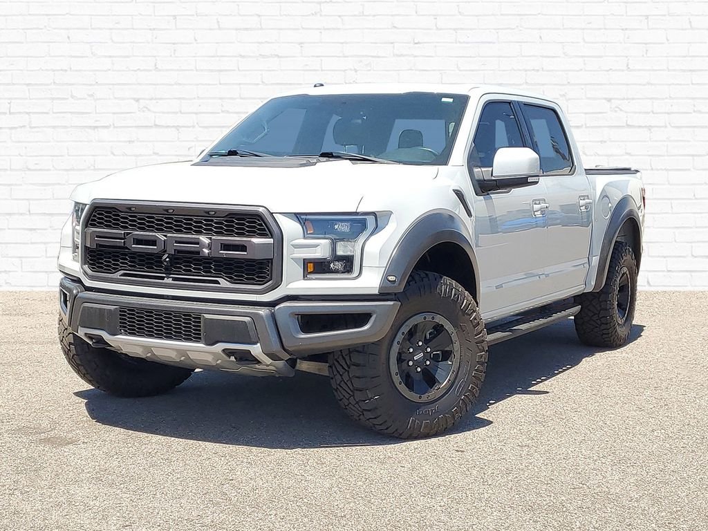 2017 Ford F-150 Raptor 4x4 SuperCrew 5-1/2 Box's photo