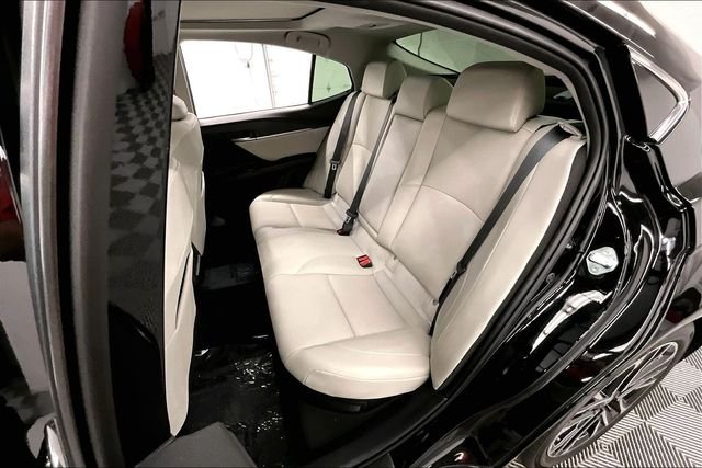 2025 Toyota Camry XLE - Photo 25