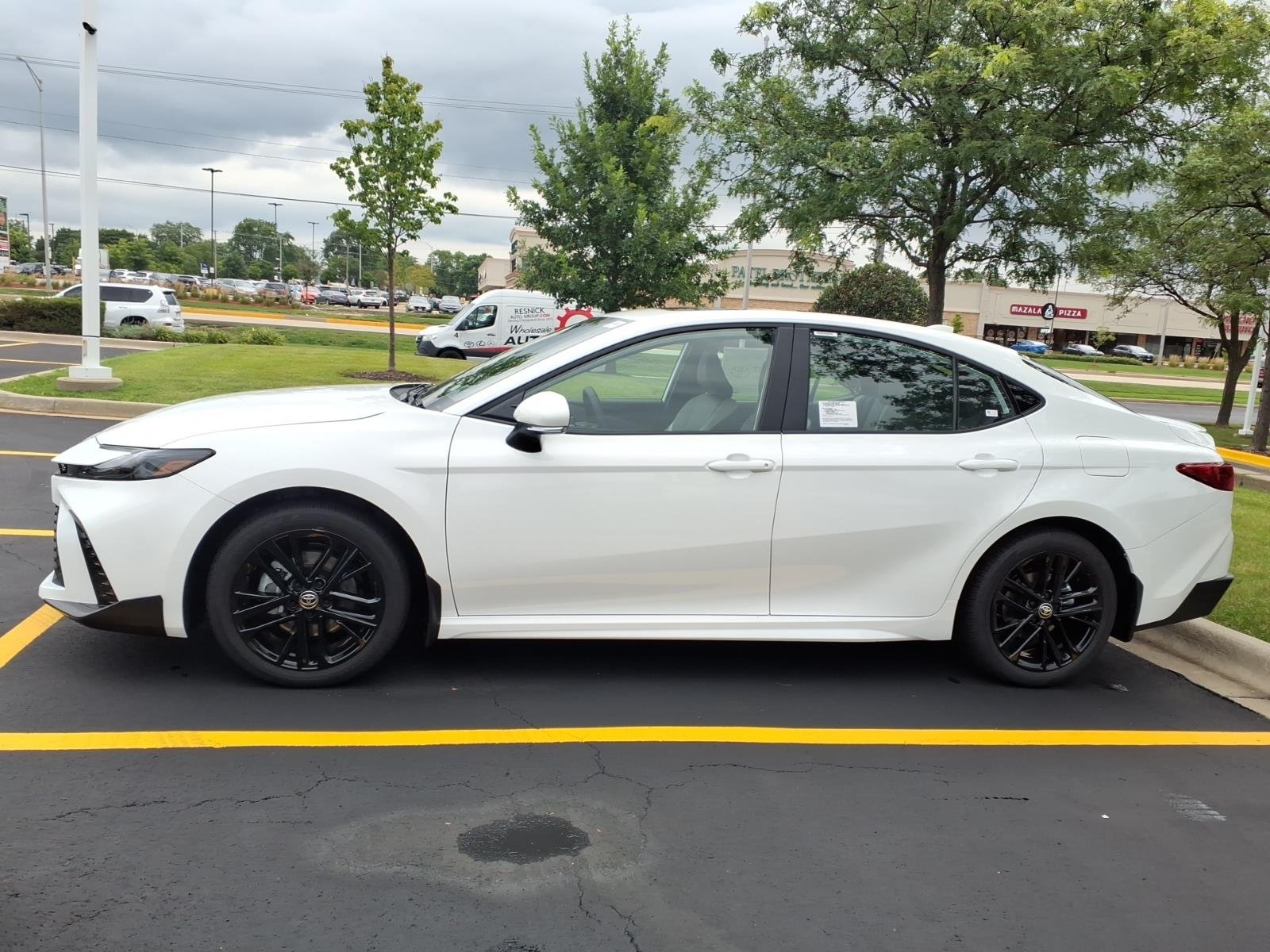 New 2026 Ice Cap Toyota  SE AWD image 4