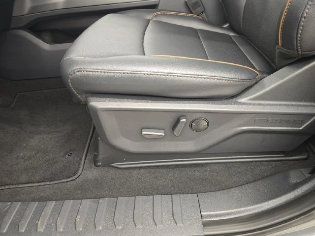 New 2027 Carbonized Gray Metallic Ford F-250® Lariat® image 42