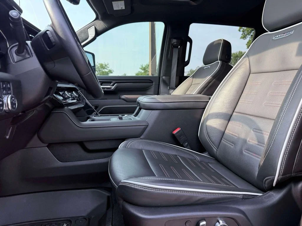 Used 2025 Black GMC AT4X image 16