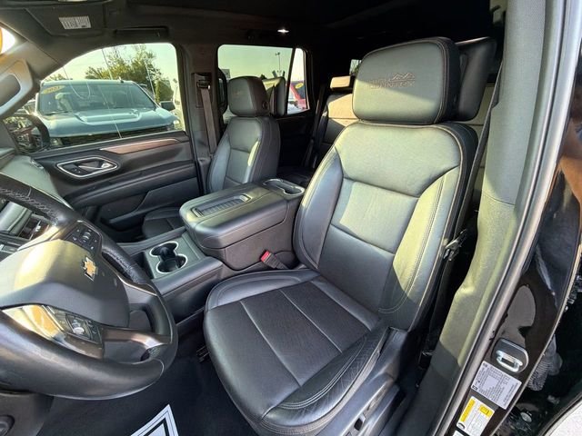 Used 2021  Chevrolet High Country image 18