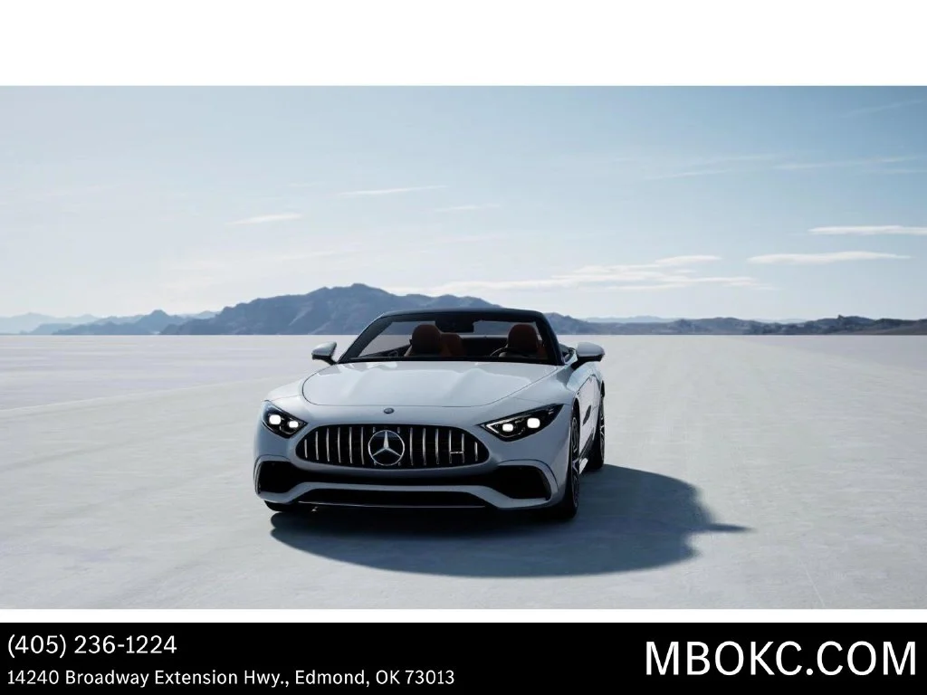 New 2027 MANUFAKTUR Moonlight White Metallic Mercedes-Benz AMG® SL 43 Roadster image 43