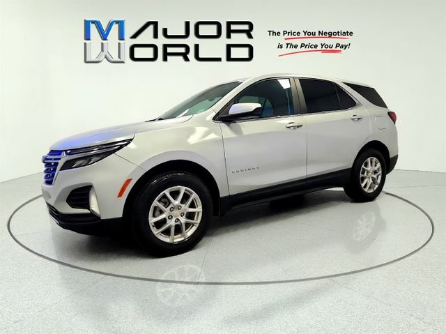 Used 2022 Silver Chevrolet LT image 4