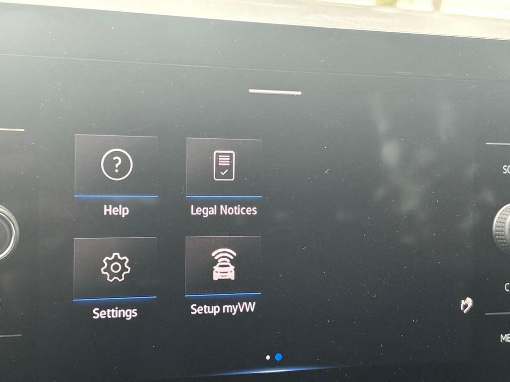 New 2026 White Volkswagen 1.5T SE Black image 15