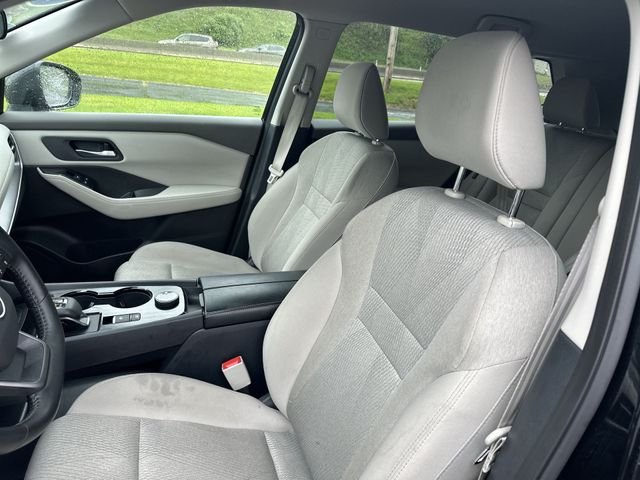 2025 Nissan Rogue SV - Photo 15
