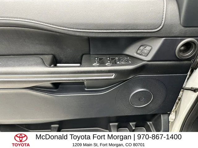 Used 2021 White Ford XLT image 13