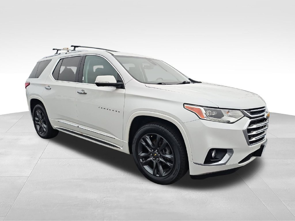 Used 2019 White Chevrolet High Country image 7