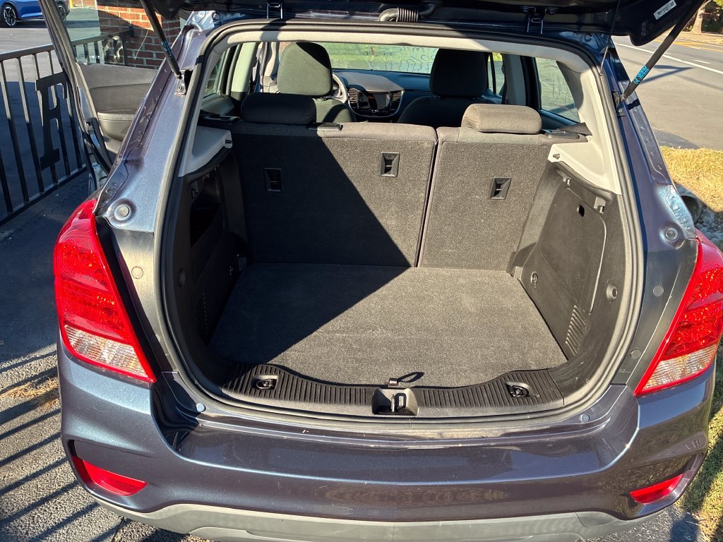 Used 2018 Blue Chevrolet LS image 19