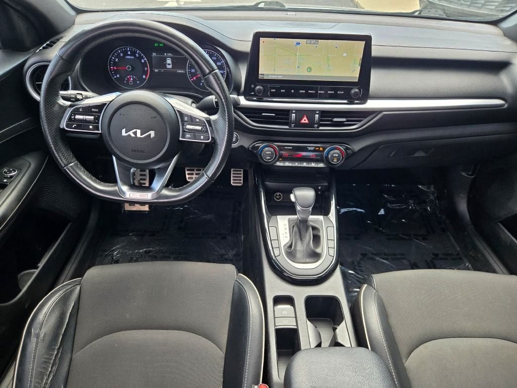 Used 2022 Gray Kia GT-Line image 15