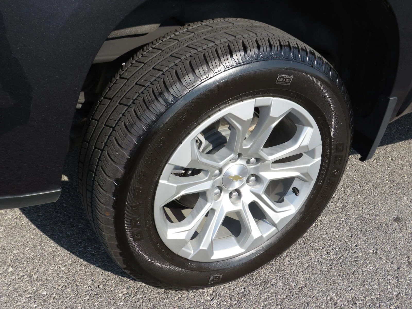 Used 2024 Dark Ash Metallic Chevrolet LTZ image 10