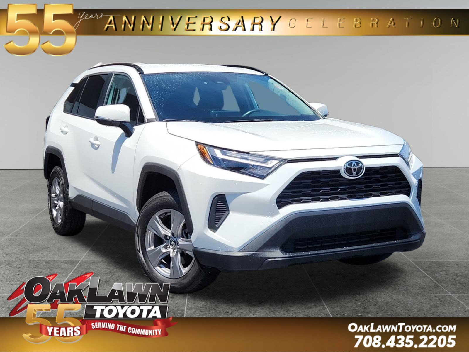 Certified Used 2025 Ice Cap Toyota XLE image 1