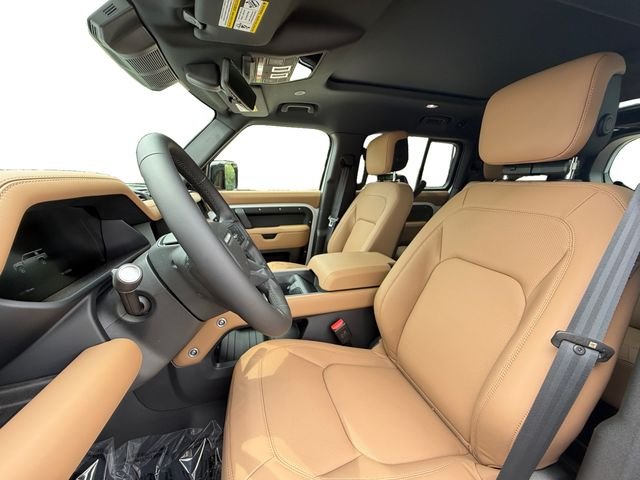 New 2026 Fuji White Land Rover X-Dynamic SE image 10